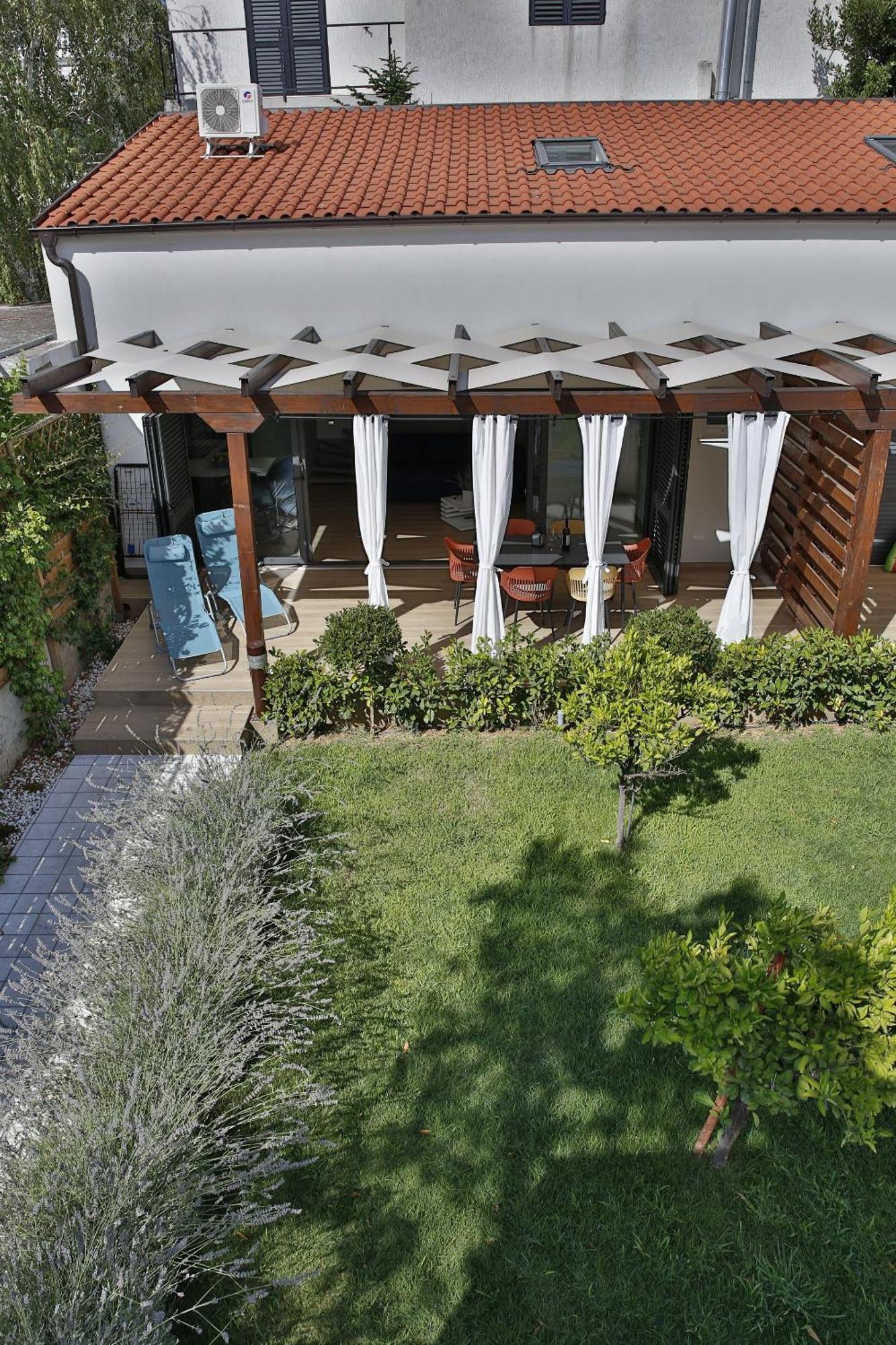 Villa Klara Vodice Bagian luar foto
